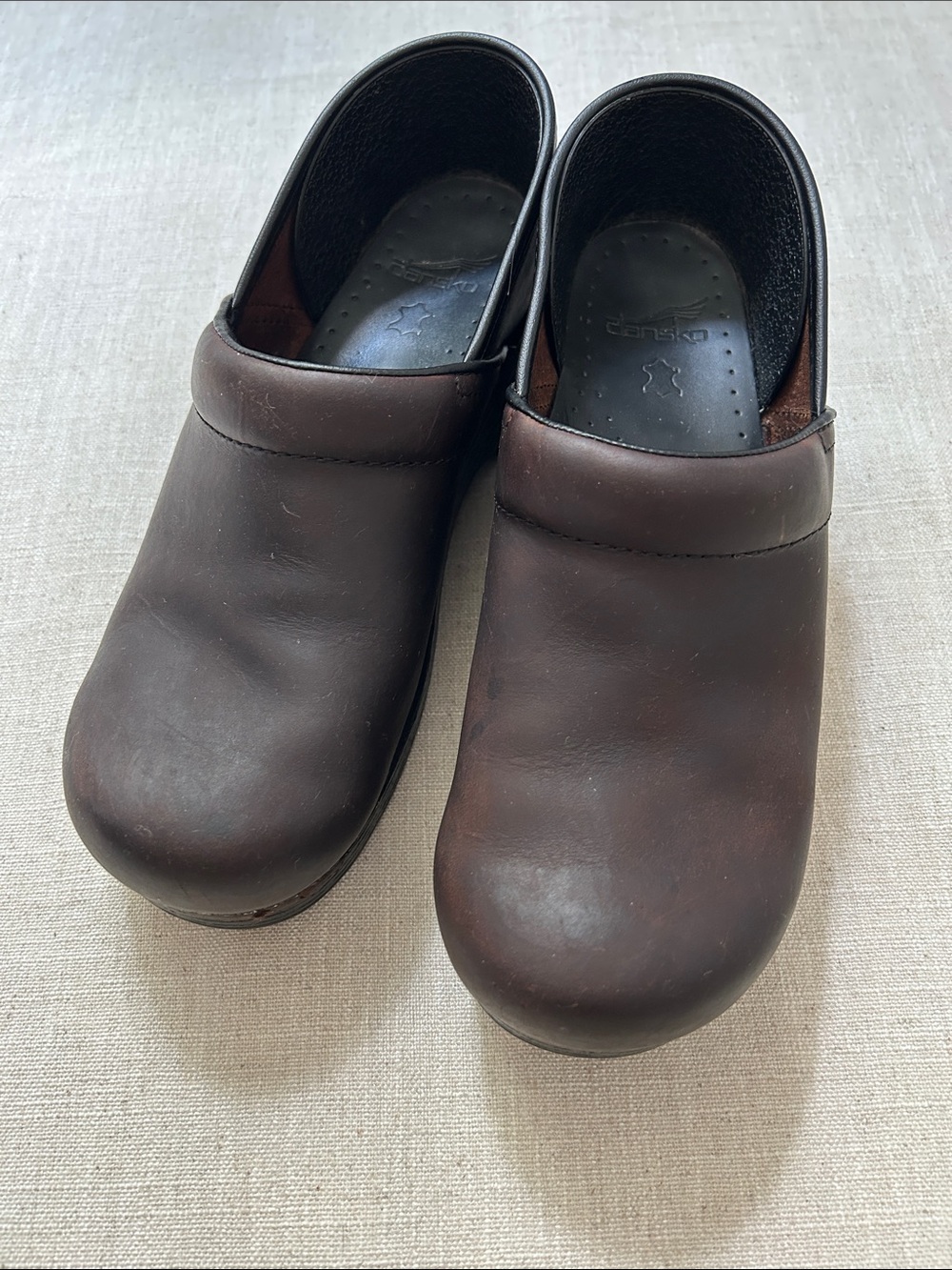 Dansko Brown Leather Clogs Women's Size 40 Comfort Work Office Minimalist Shoes
